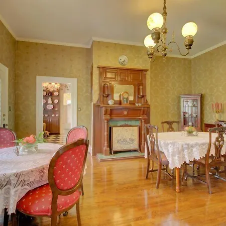 Bybee'S Historic Inn-3