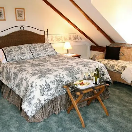 Youngtown Inn-3
