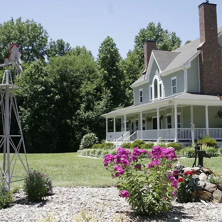 Seven Oaks Bed & Breakfast-2