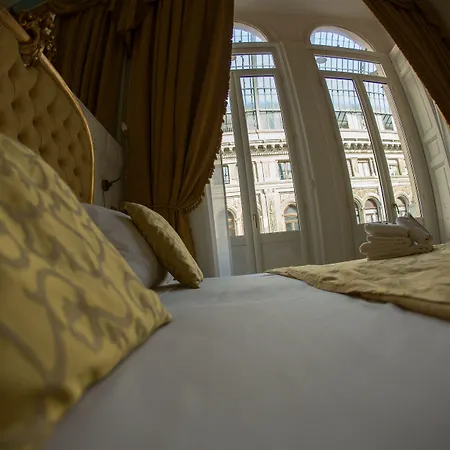 B&B Art Suite Santa Brigida-2