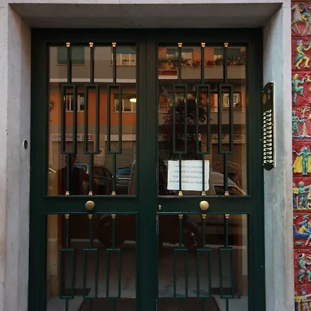 Le Piazze Di Roma-2