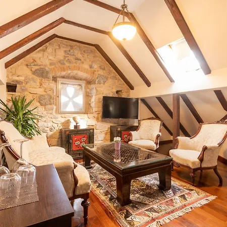 B&B Heritage Villa Apolon-2