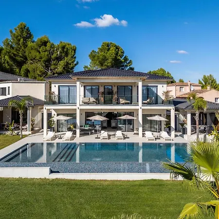 Royal Tiki Lodges - Maison d'hôtes avec Piscine chauffée&SPA-3