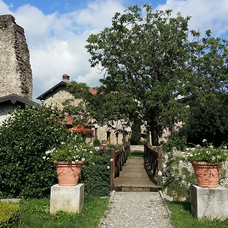 Castello di Cernusco Lombardone-2