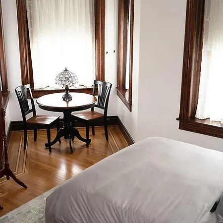 Willough Bed And Breakfast-2