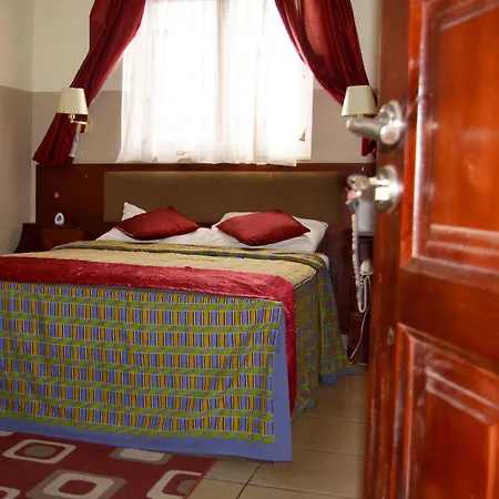 Kunta Kinte Hotel-2
