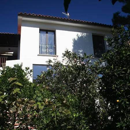 Villa La Conchiglia Rooms-2
