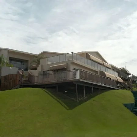 Fairlight Beach House-3