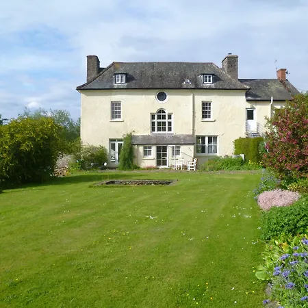 Aberllynfi Riverside Guest House-2