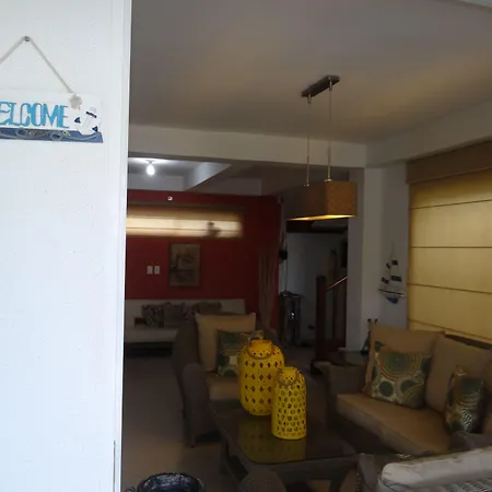 Summer House Inn San Andres-3