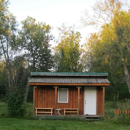Whispering Winds Retreat B&B-2
