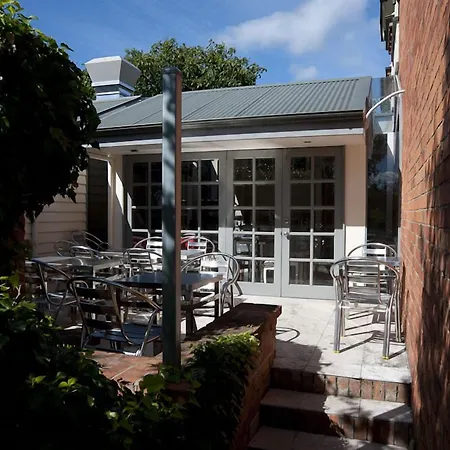 Lowena Cafe And Accommodation-3