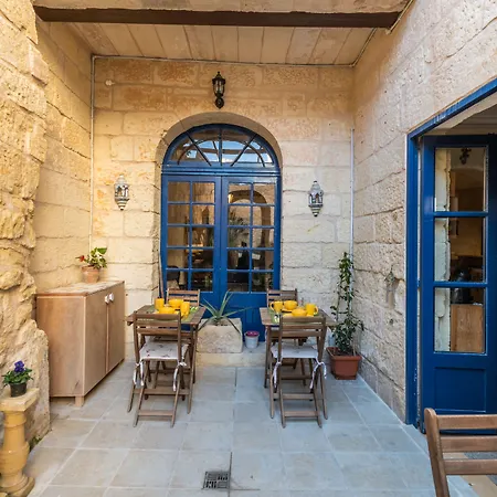 The Stonehouse-2