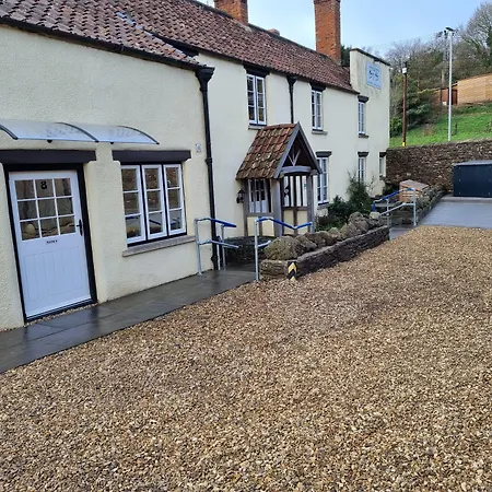 Old Manor House-3