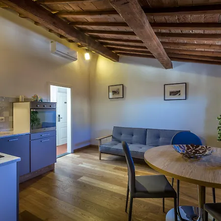 Martelli 6 Suite & Apartments-3