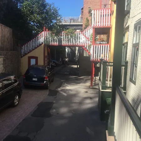 Gite (B&B) du Vieux-Port-3