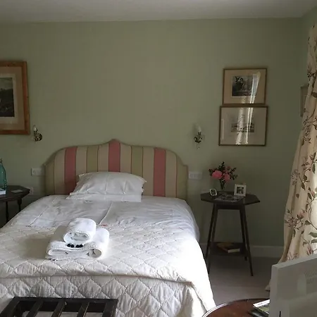 Clare Cottage-2