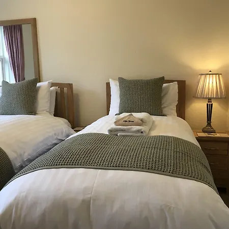 May Cottage B&B-3