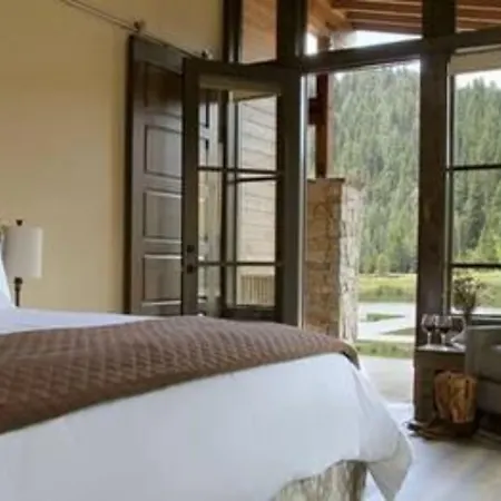 Highlands Ranch Resort-2