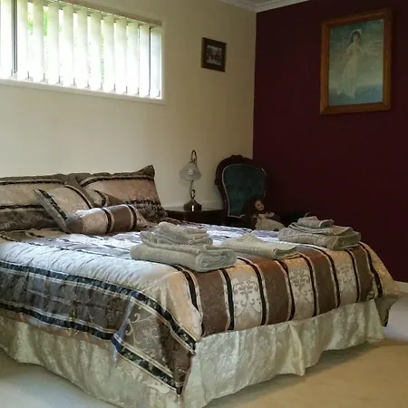 Hilltop Hideaway-3