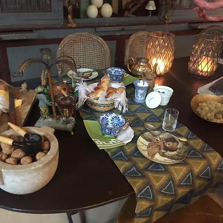 La Maison Rousseau Chambre d'hôtes-3