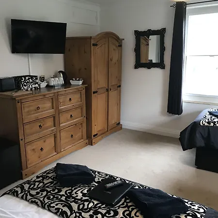 Beightons Bed And Breakfast-3