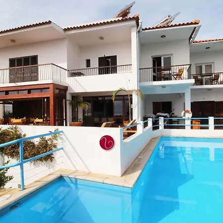GuestHouse Vila Lusitania-2