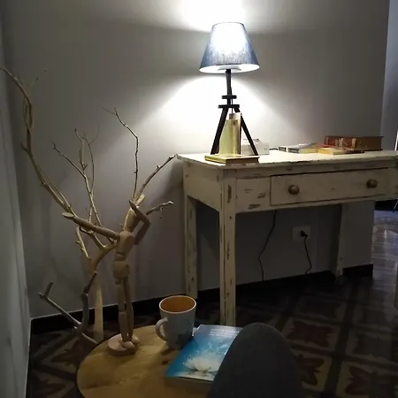 Bed, Book & Breakfast Landolina-3