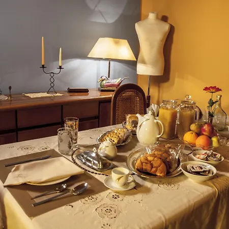 Art Fashion House Luxury Rooms-3