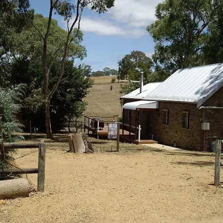 1860 Wine Country Cottages-3