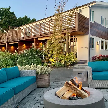 Inn At Moonlight Beach-2