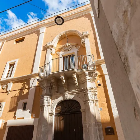 Palazzo De Luca Bed&Breakfast-3