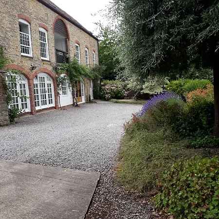 Stoneleigh Barn Bed And Breakfast-2