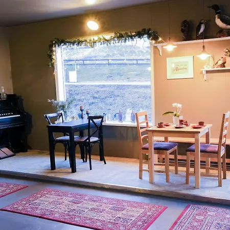 Harbour Inn - Guesthouse-3
