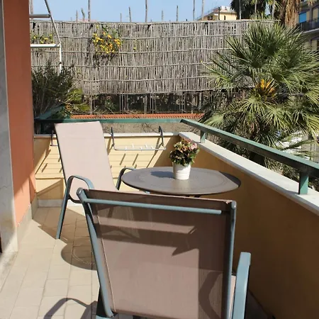 Lemon Rooms Sorrento-3