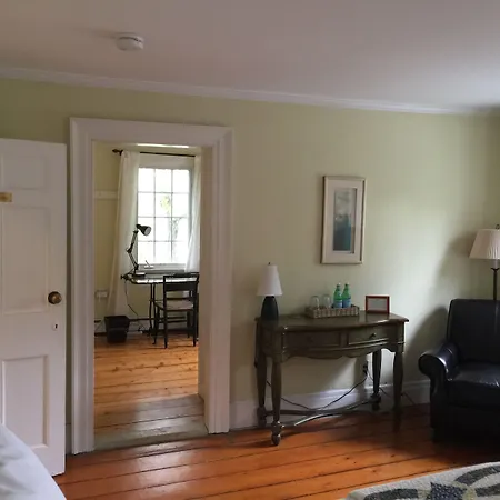 Eddington House Inn-3