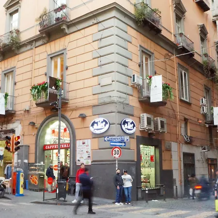 Duomo Luxury Suites-3