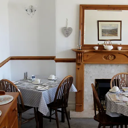 Brook House ― Free On-Site Car Park-3