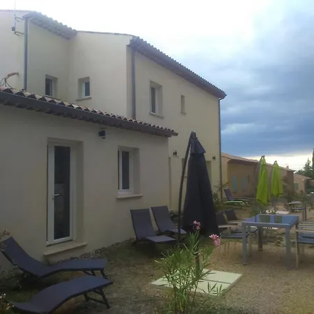 Le Jasmin-3