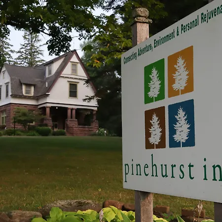 Pinehurst Inn Bed & Breakfast-3