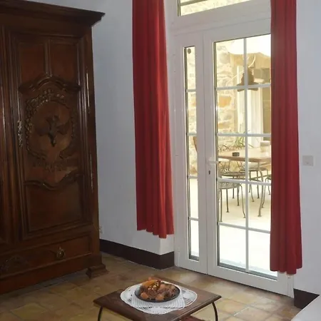 Domaine de la Carrière-3