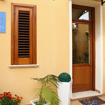 Coralia Bed & Breakfast-3
