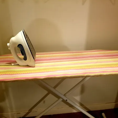 Modern B & B-3