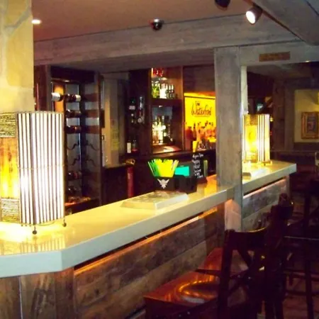Waterford Lodge Hotel-3