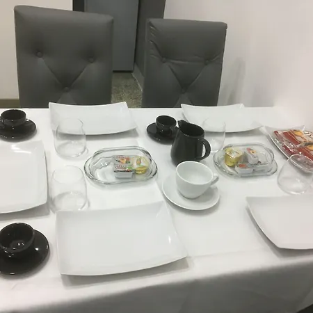MB95 - Mezzocannone Luxurious Bed&Breakfast-3