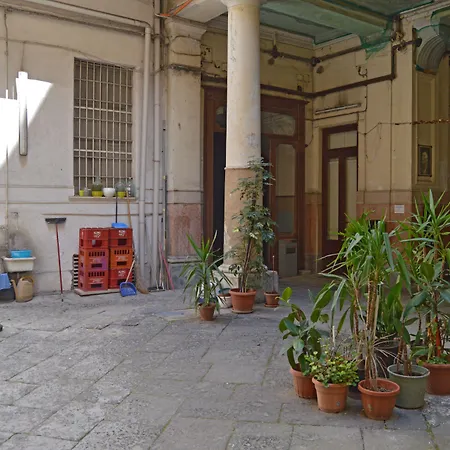 B&BCentral Station Napoli-3