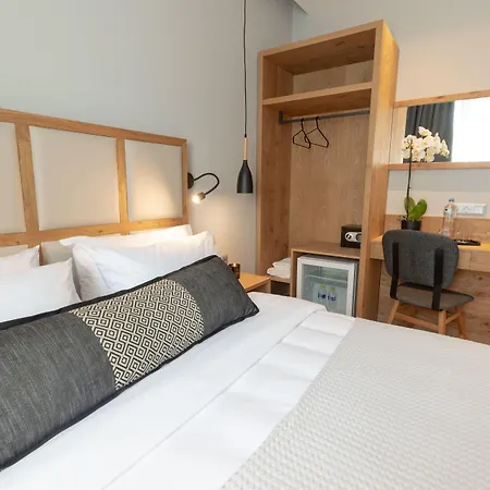 Grand Port Suites-2