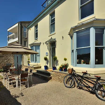 Beacon House B&B Brixham-2