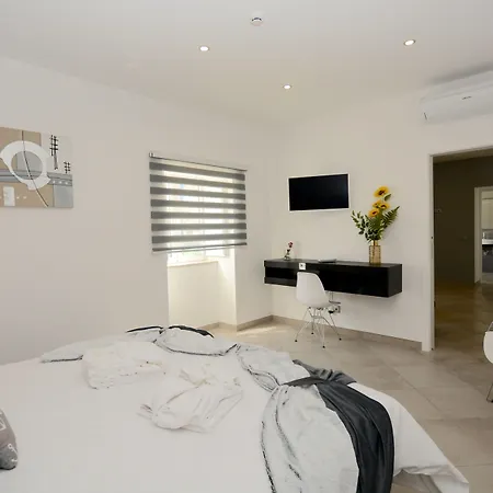 Carvoeiro B&B And Spa-3