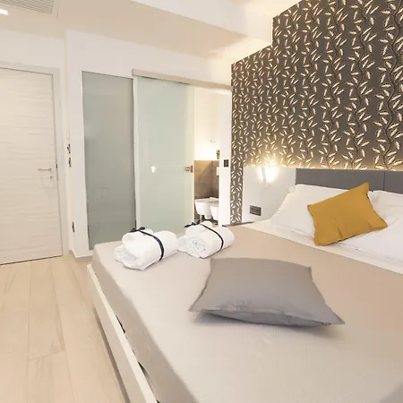 Thalya Luxury Rooms-2